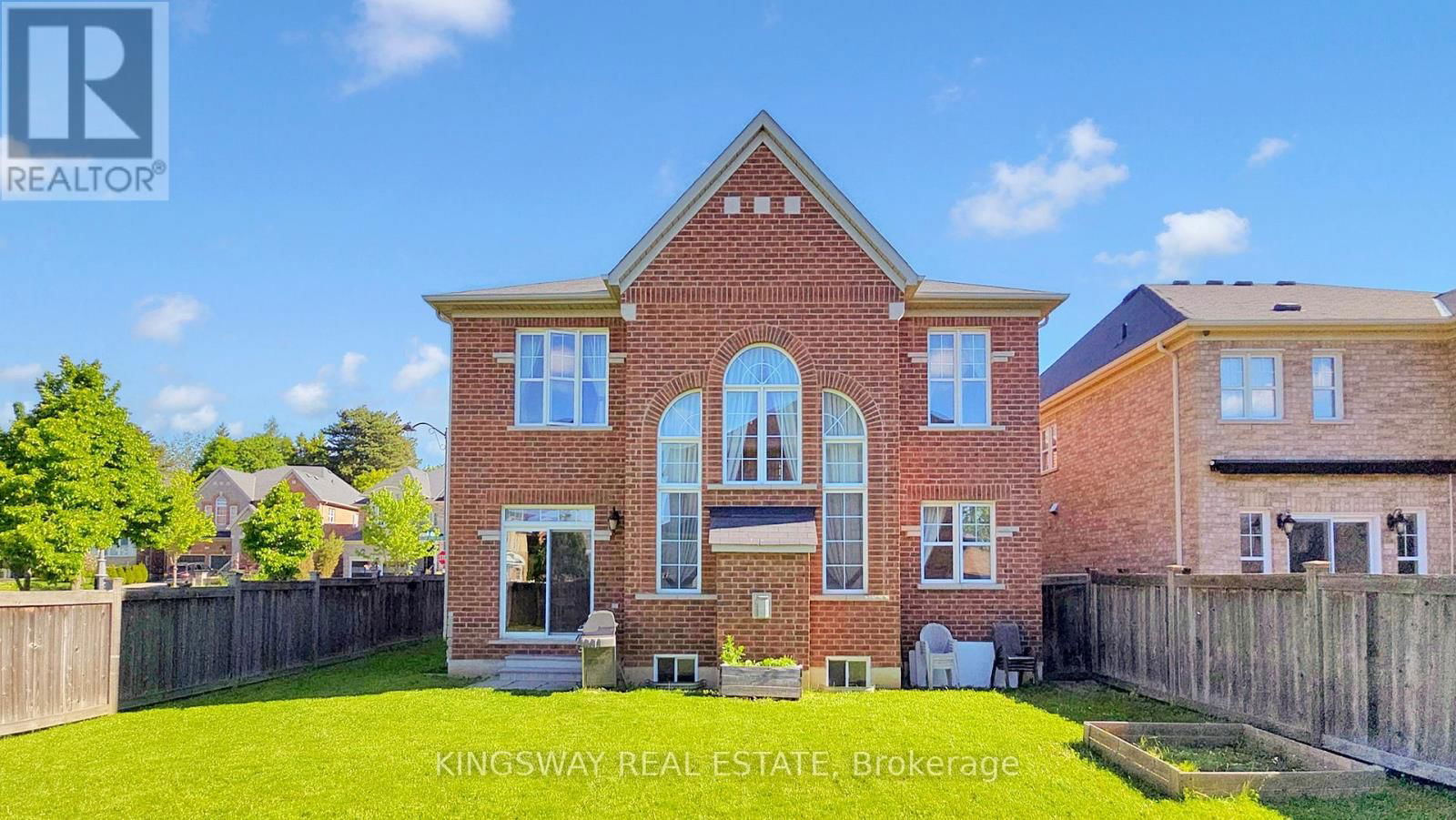 84 WILLIAM BOWES BOULEVARD Image 40