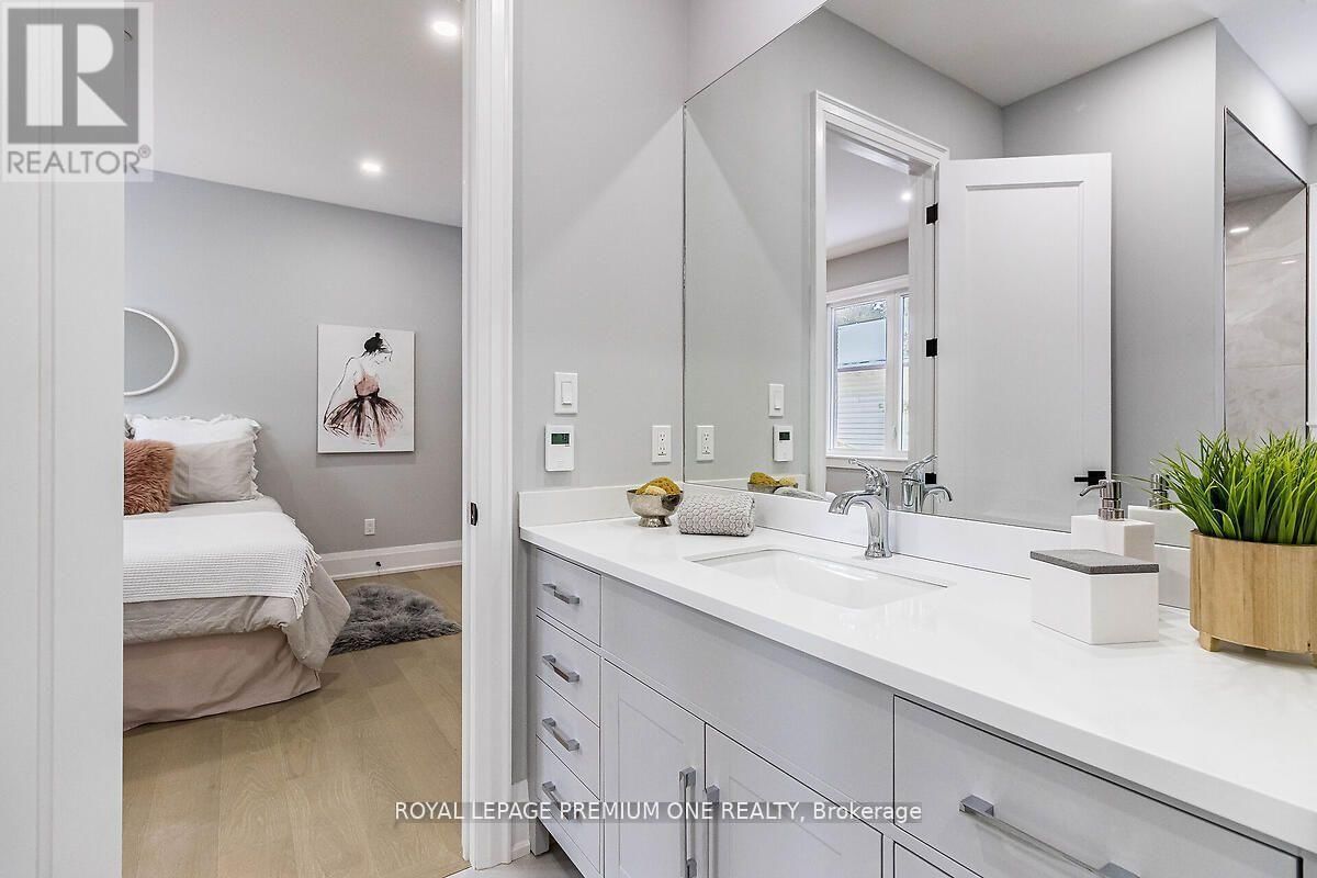 225 SUNNYBRAE AVENUE Image 15