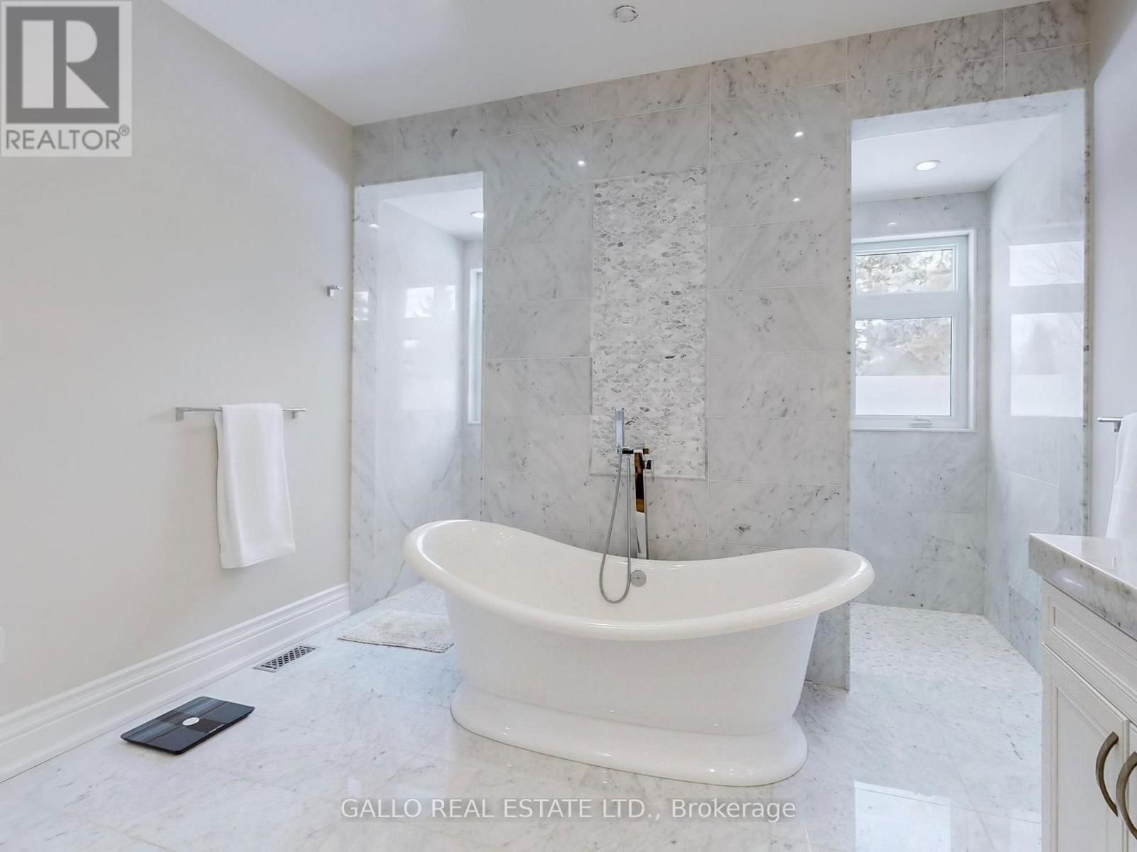 56 OFFORD CRESCENT Image 25