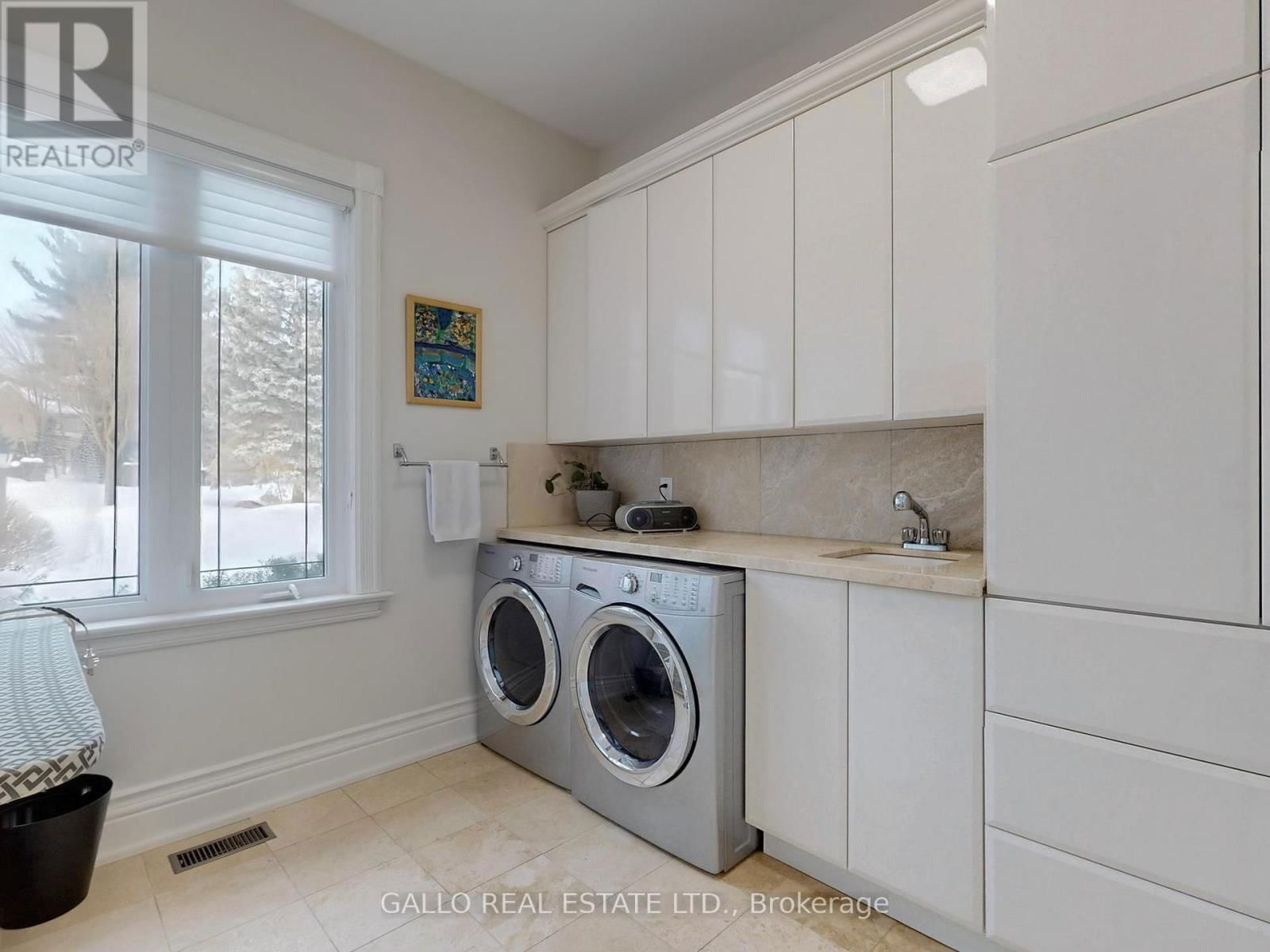 56 OFFORD CRESCENT Image 29