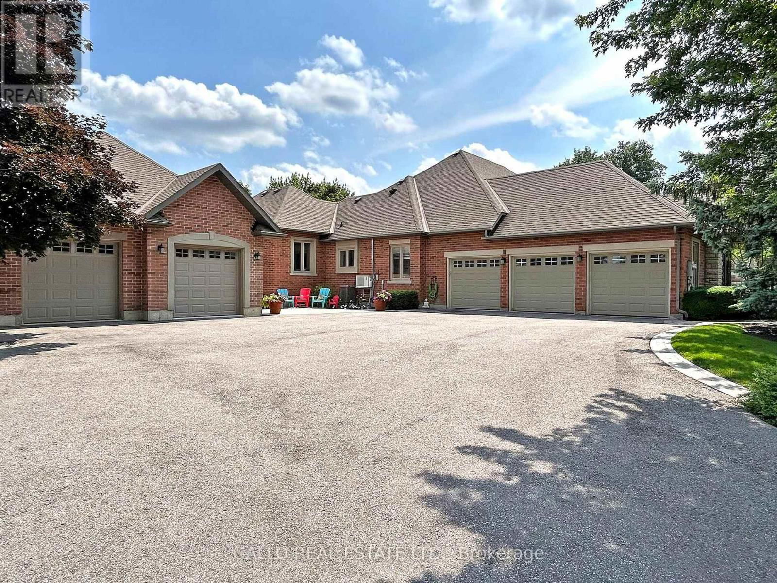 56 OFFORD CRESCENT Image 3