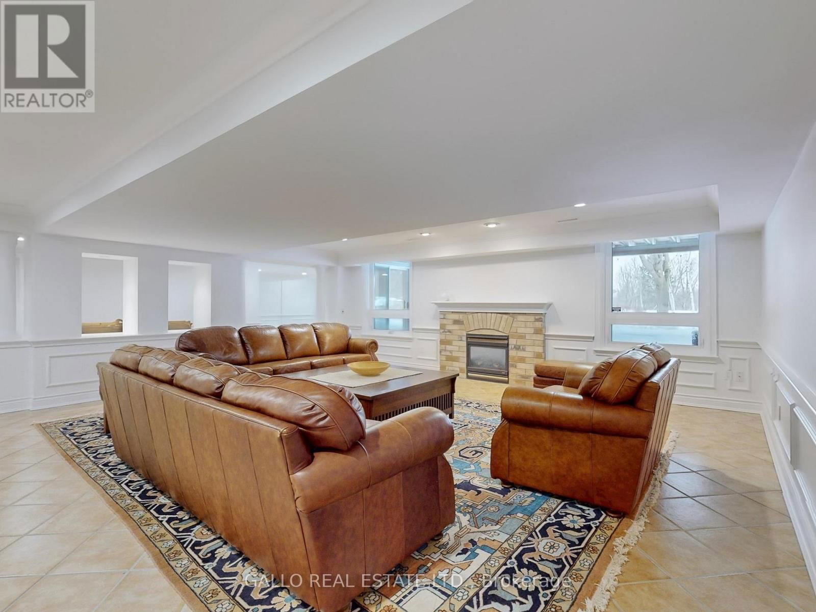 56 OFFORD CRESCENT Image 35