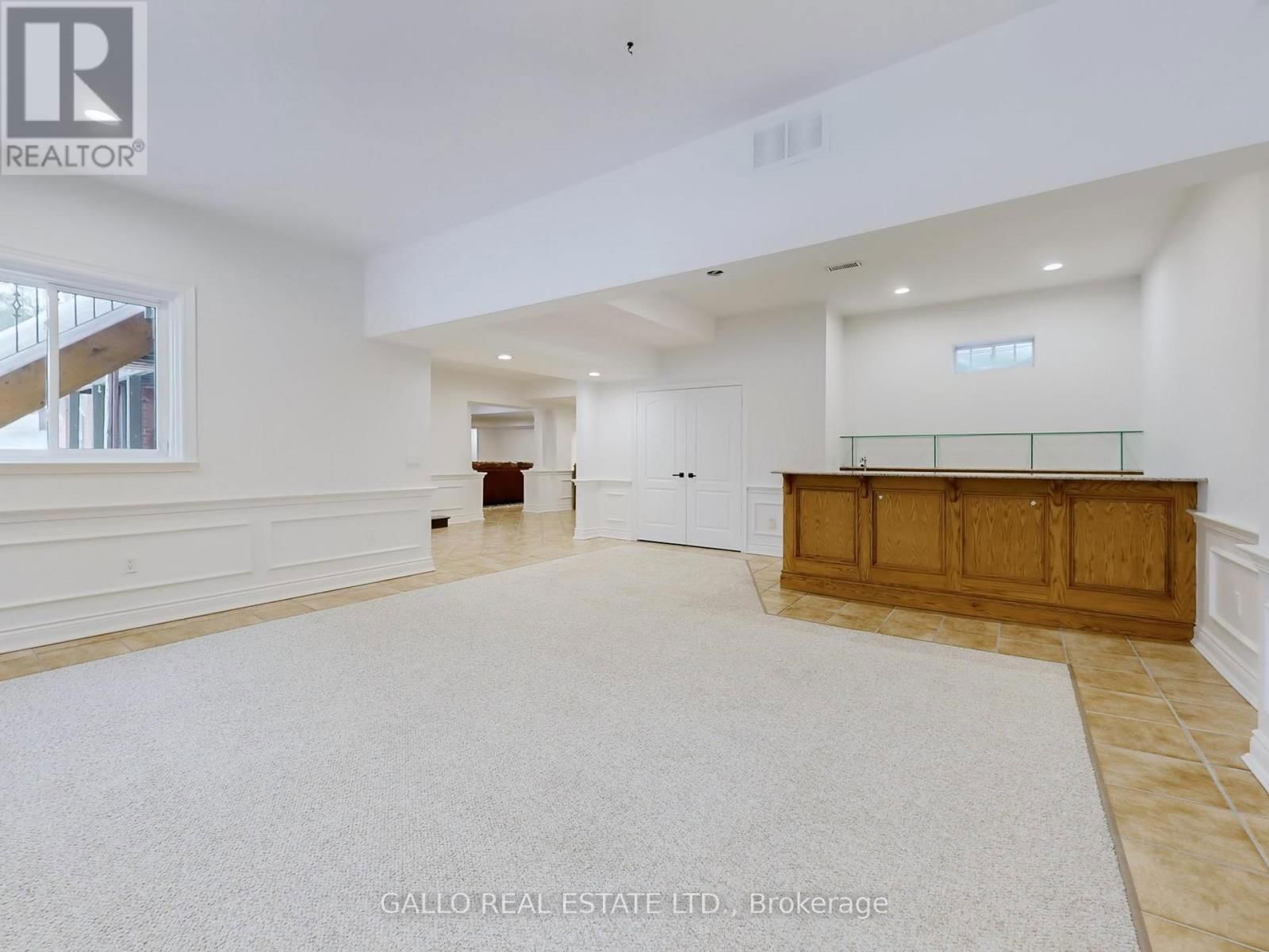 56 OFFORD CRESCENT Image 39