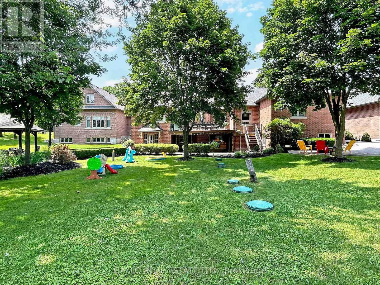 56 OFFORD CRESCENT Image 42