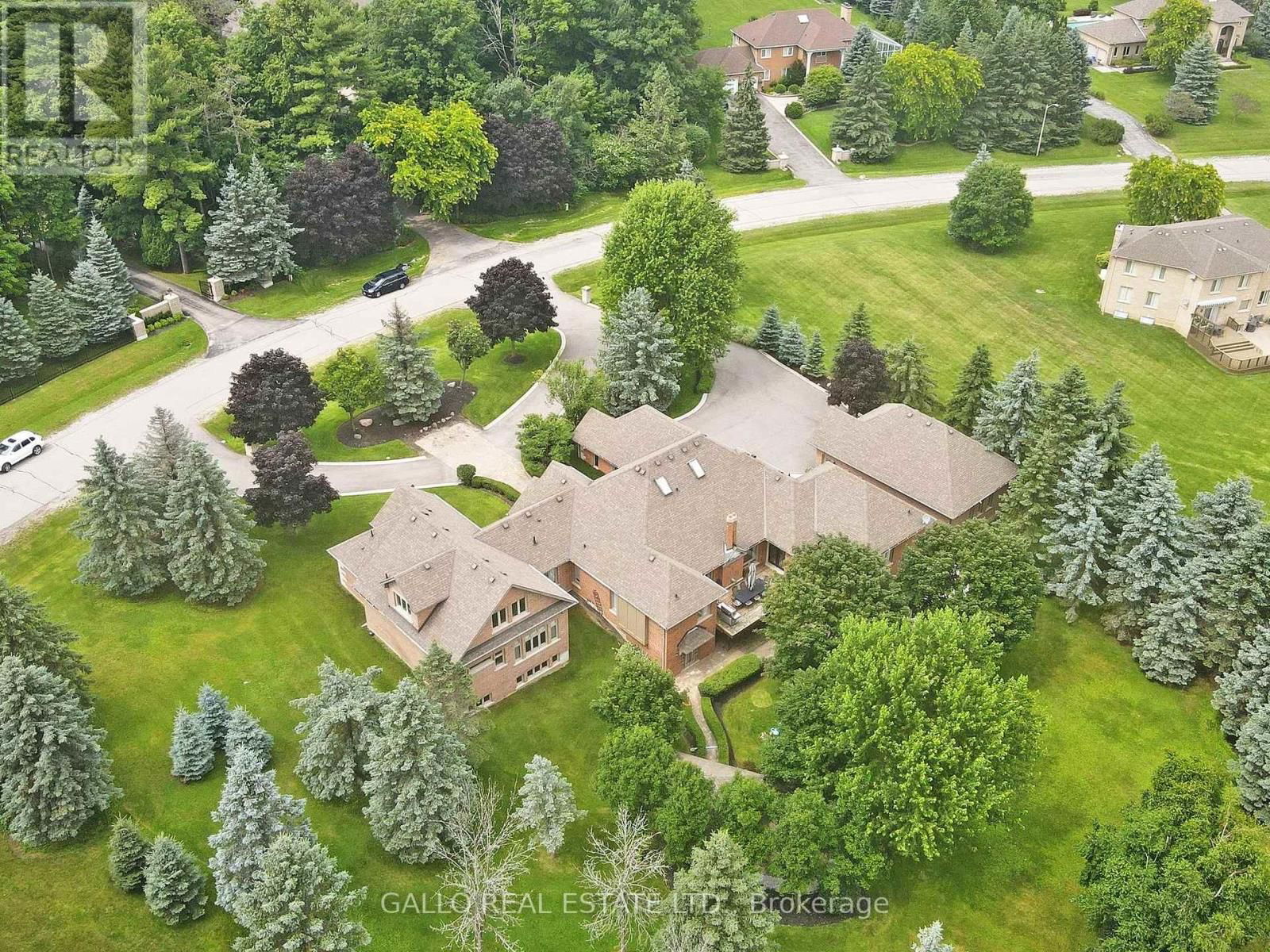 56 OFFORD CRESCENT Image 45
