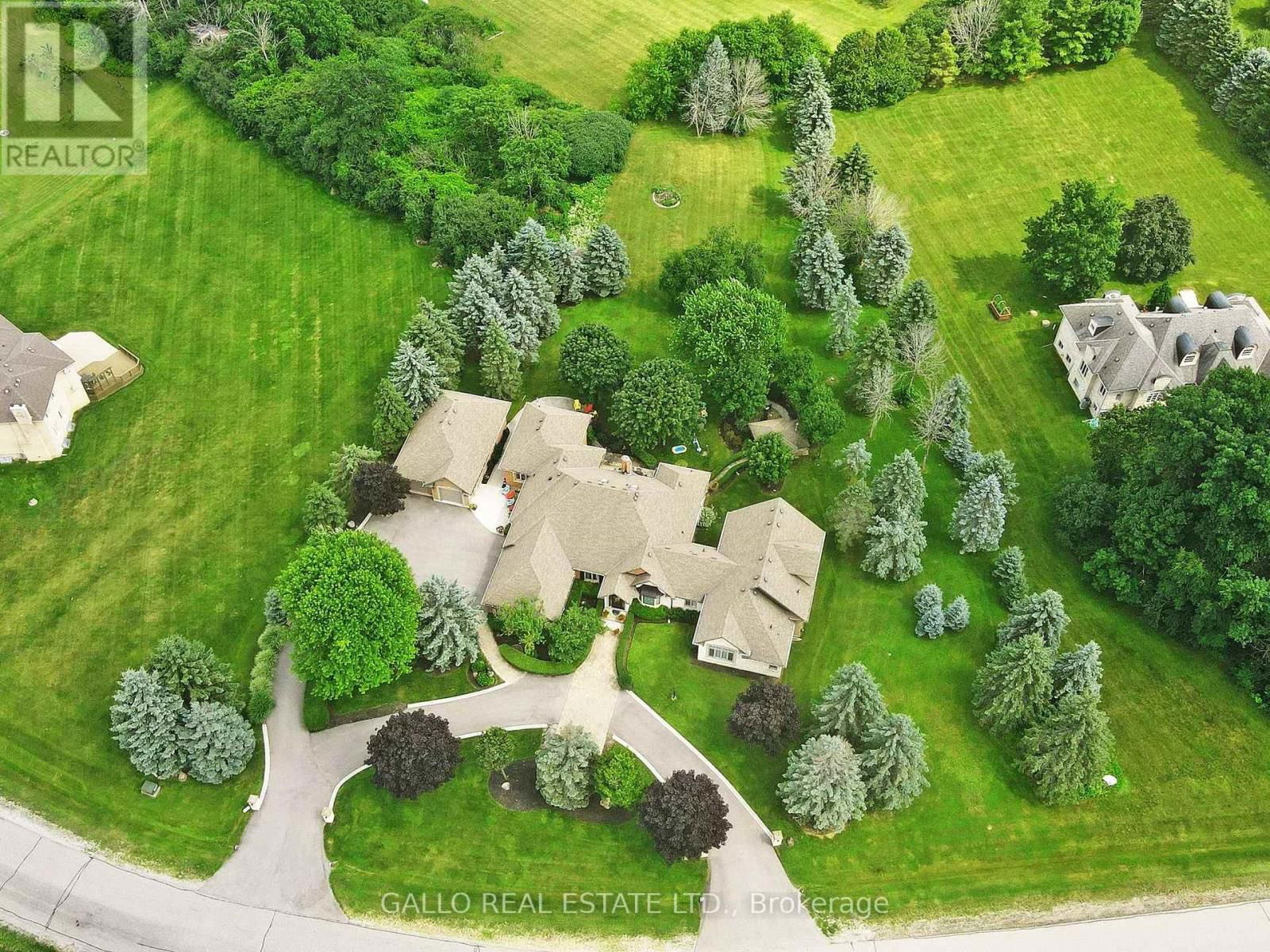 56 OFFORD CRESCENT Image 47