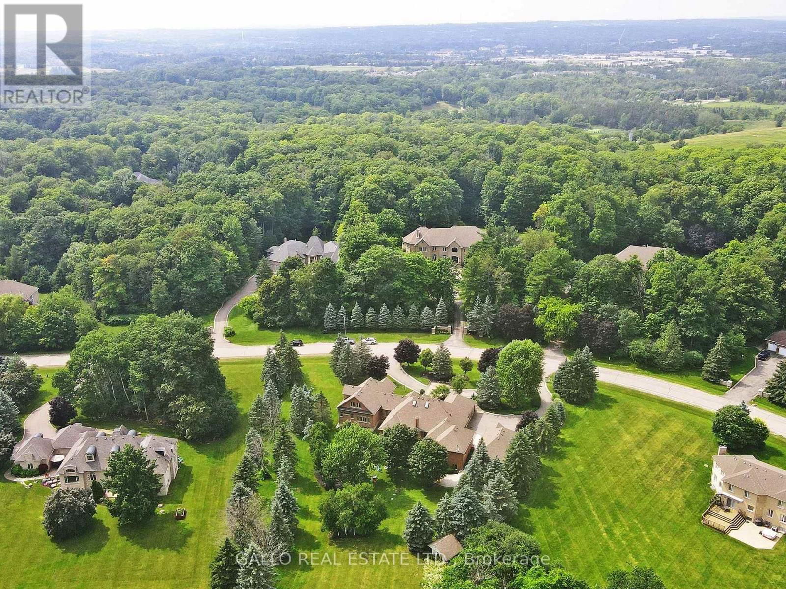 56 OFFORD CRESCENT Image 48