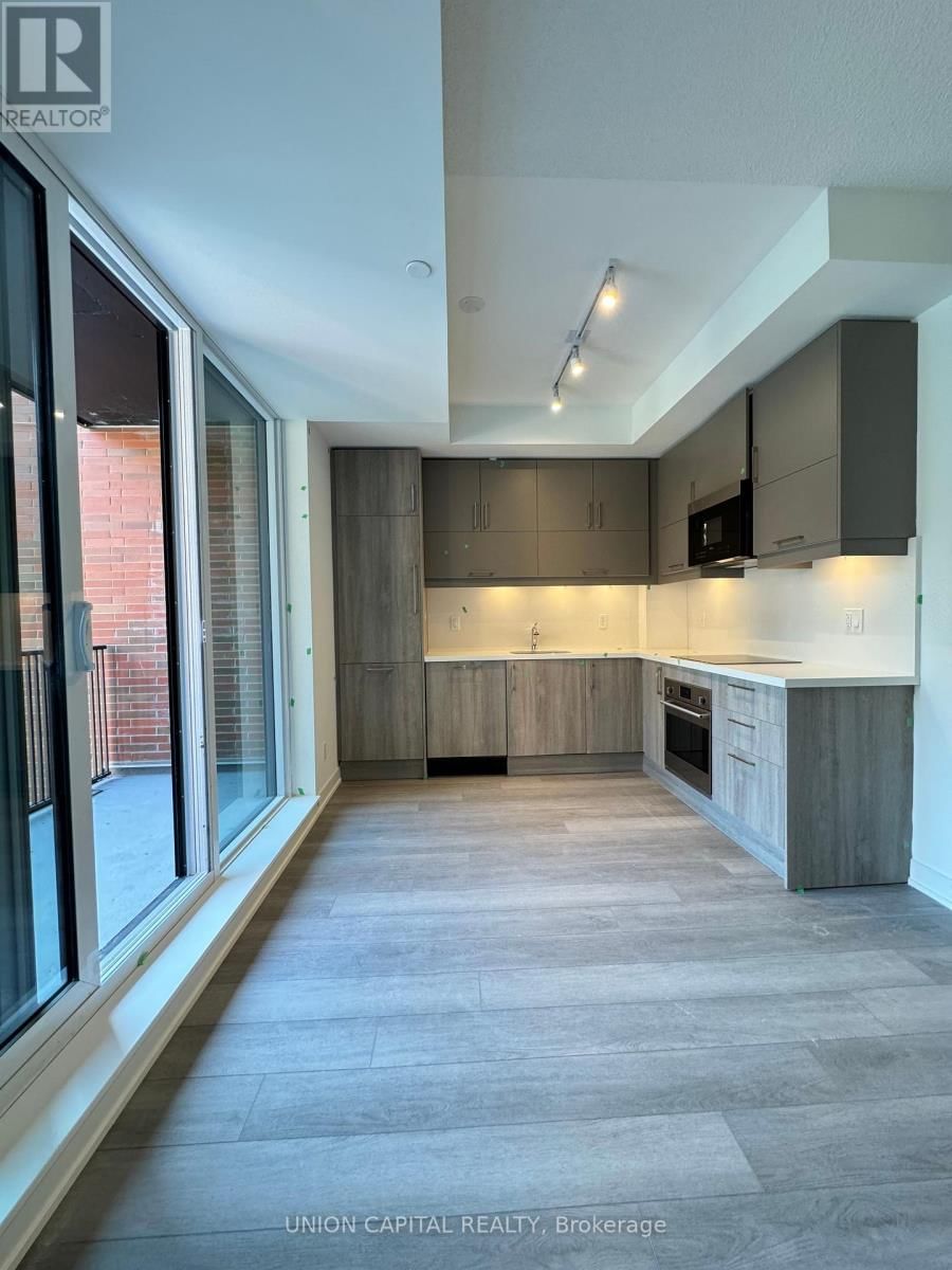 507 - 38 SIMCOE PROMENADE Image 2