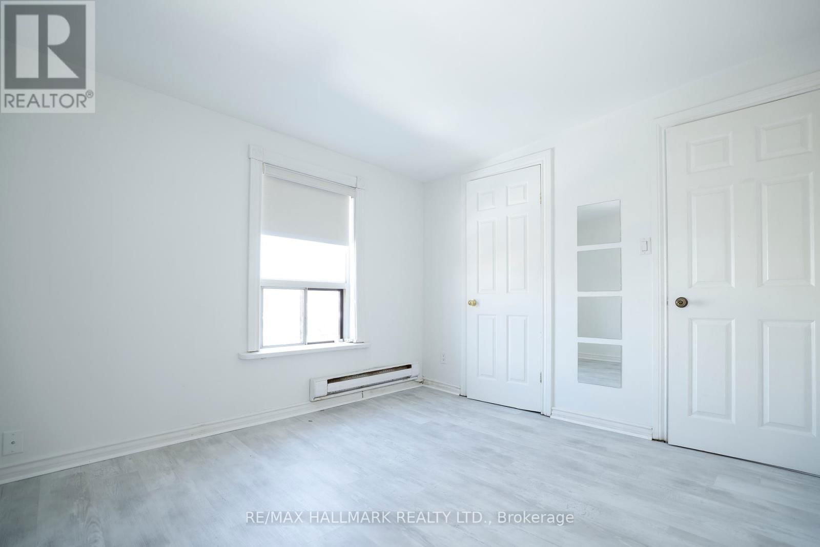 3 - 37 HOLLAND STREET WEST Image 1
