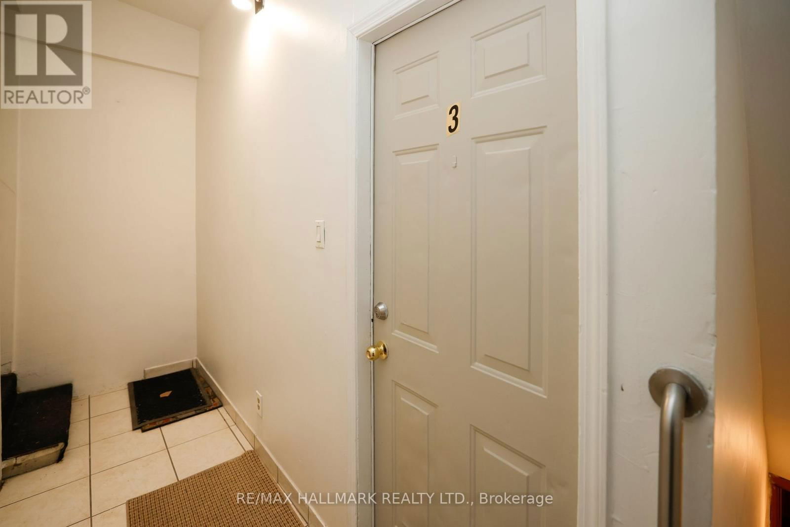 3 - 37 HOLLAND STREET WEST Image 11
