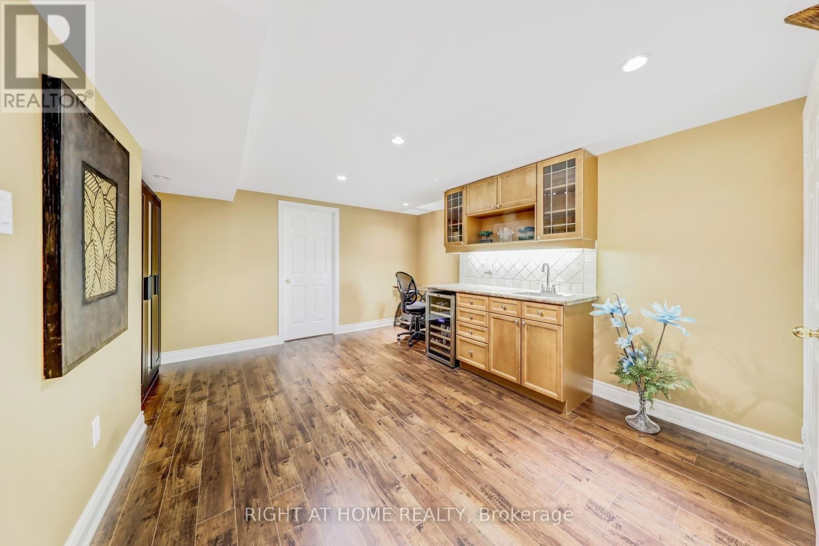 20 WOBURN DRIVE Image 44