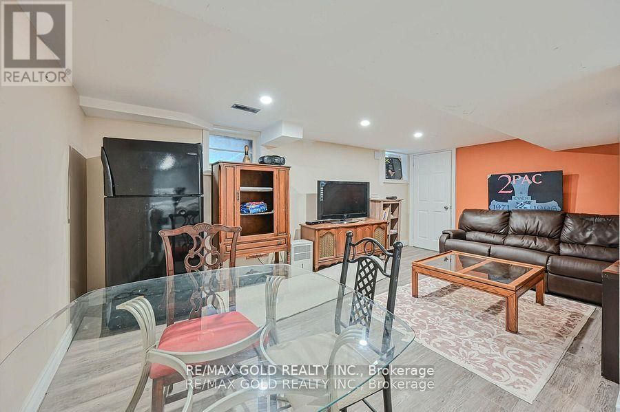 8726 HIGHWAY 9 Image 40