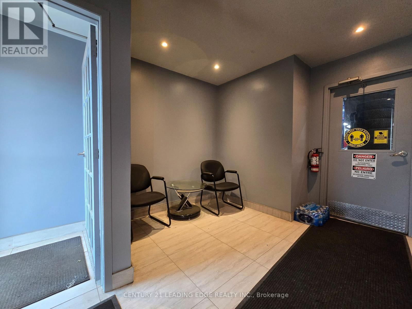8 - 176 BULLOCK DRIVE Image 3