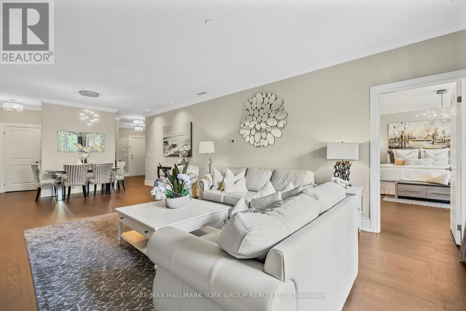 209 - 10360 ISLINGTON AVENUE Image 13