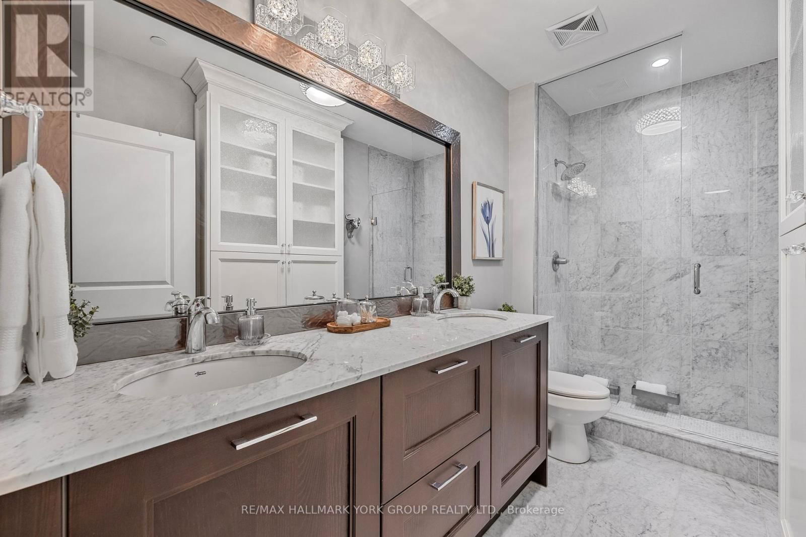 209 - 10360 ISLINGTON AVENUE Image 18