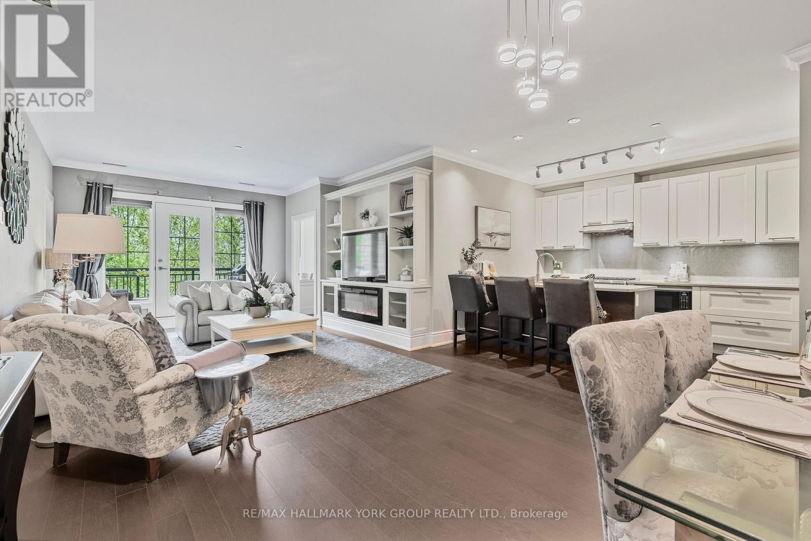 209 - 10360 ISLINGTON AVENUE Image 3
