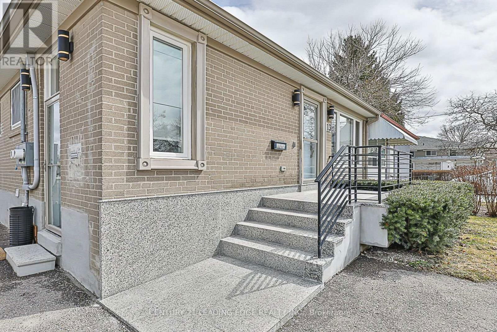 13 RICHARDSON DRIVE Image 3