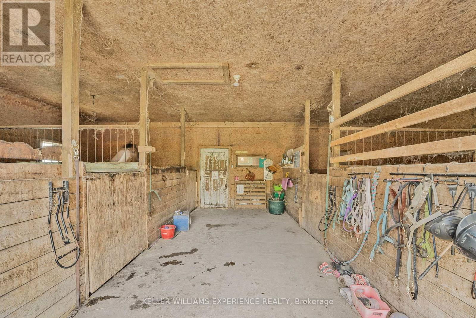 7106 COUNTY ROAD 56 Image 33