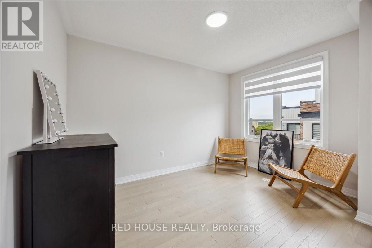 7 - 40 BAYNES WAY Image 16