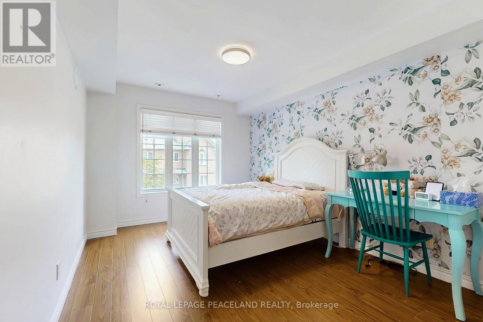 3 - 15 ST MORITZ WAY Image 16