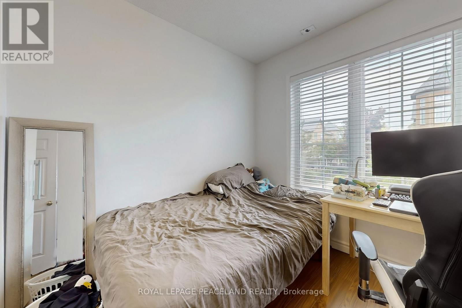 3 - 15 ST MORITZ WAY Image 17