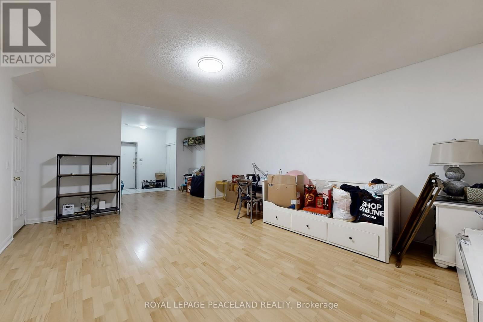 3 - 15 ST MORITZ WAY Image 23