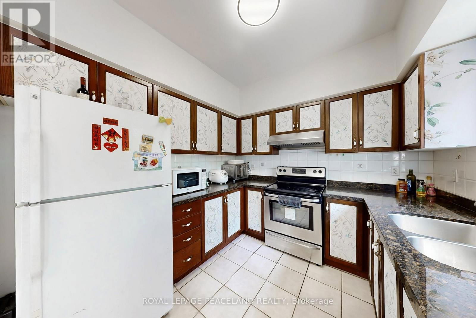 3 - 15 ST MORITZ WAY Image 8
