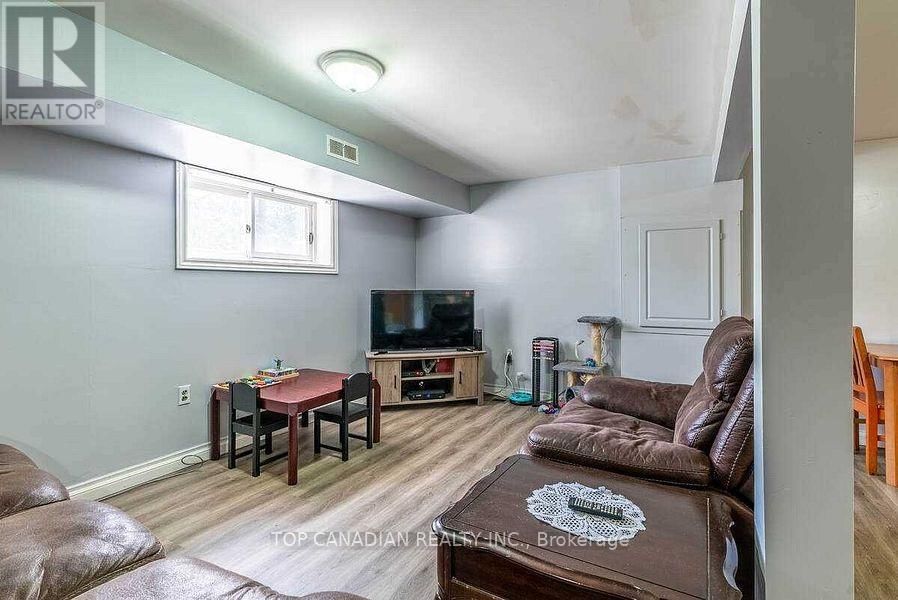 772 HAPPY VALE DRIVE Image 33