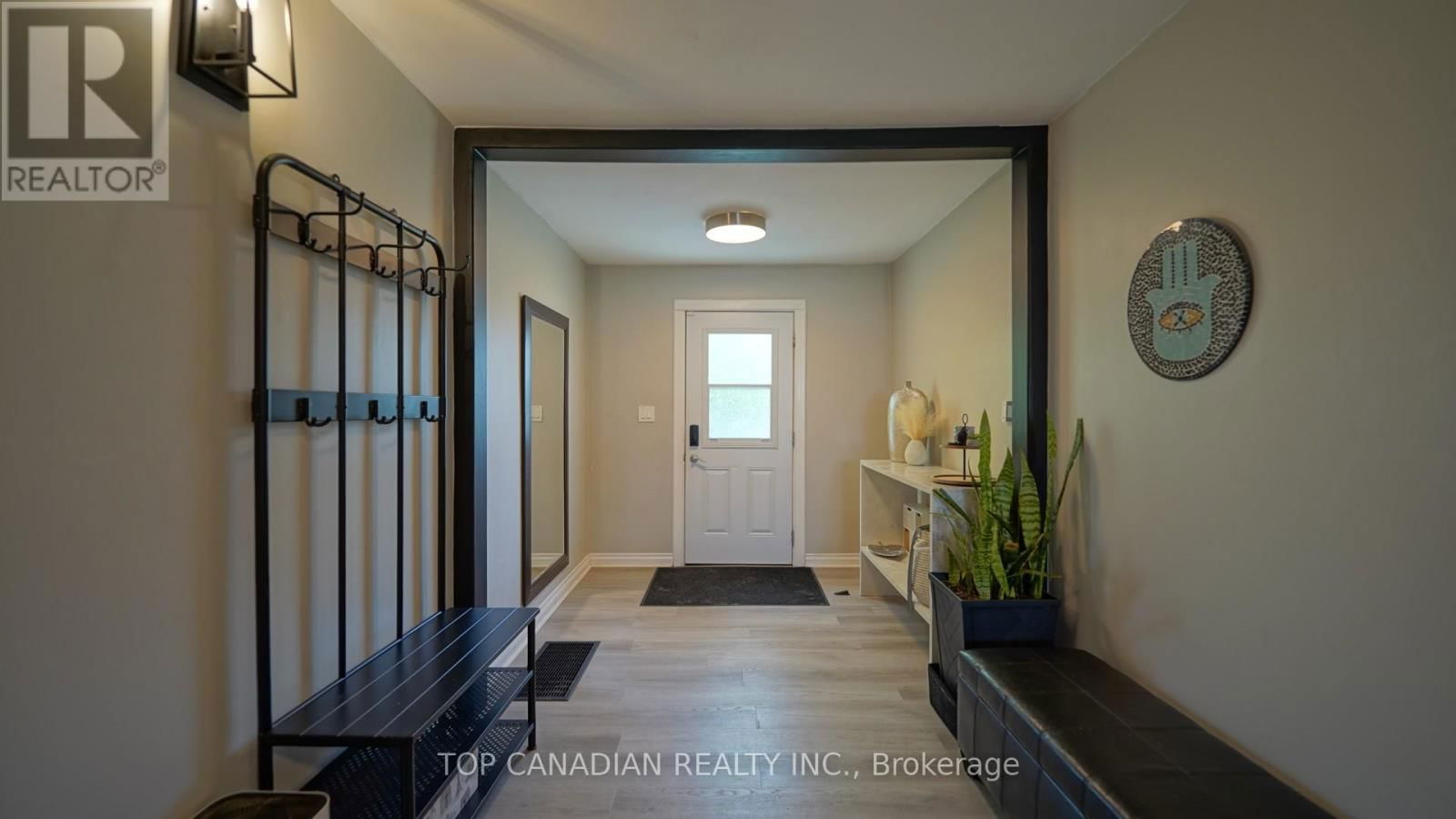772 HAPPY VALE DRIVE Image 4