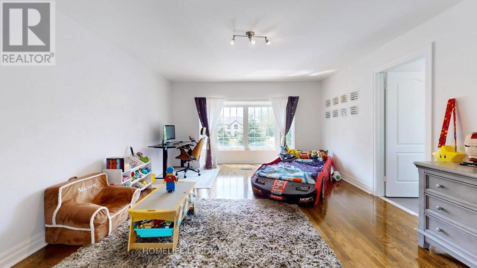 61 SHERRICK DRIVE Image 25
