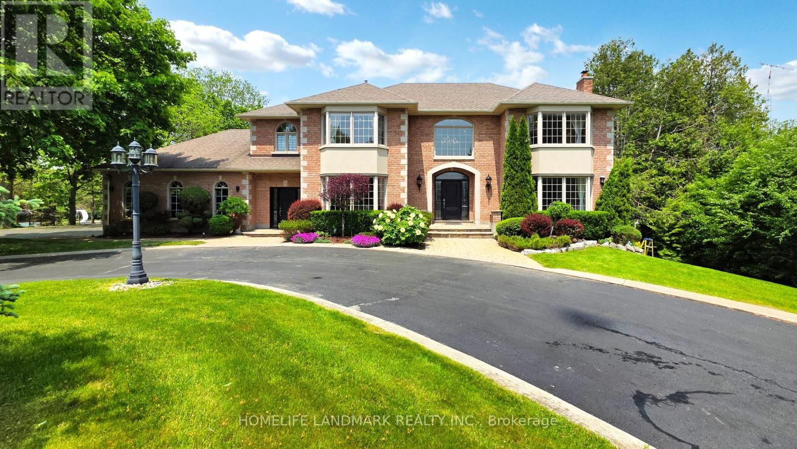 61 SHERRICK DRIVE Image 3
