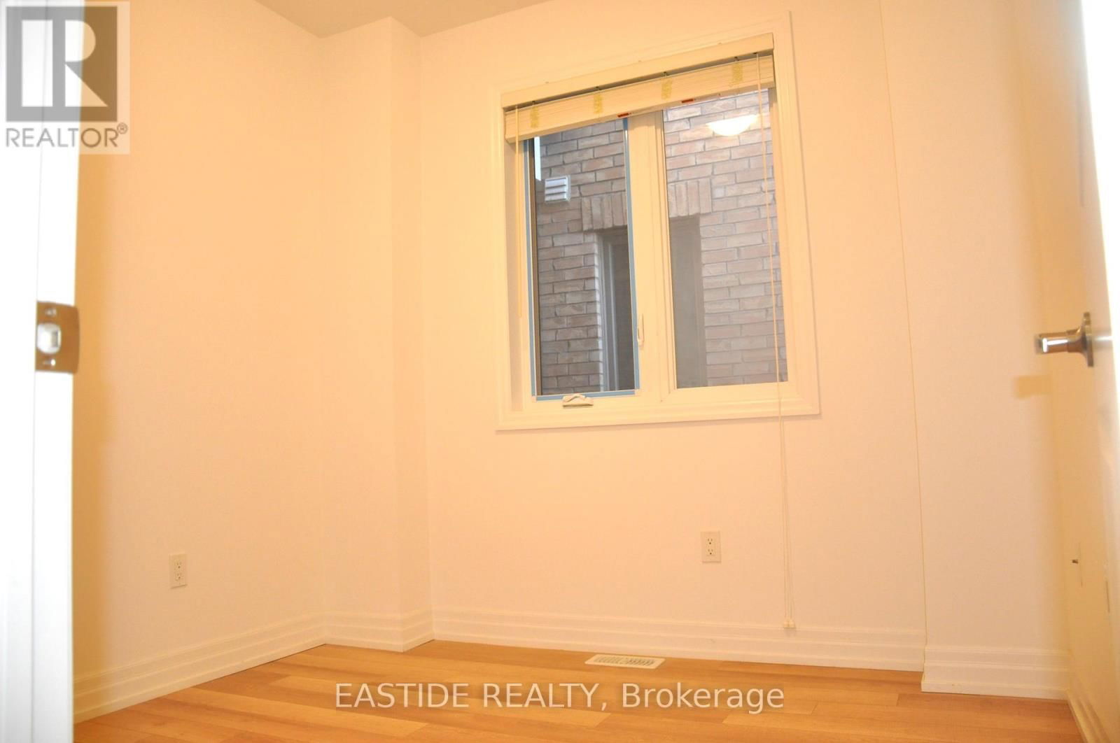 156 FRANK KELLY DRIVE Image 16