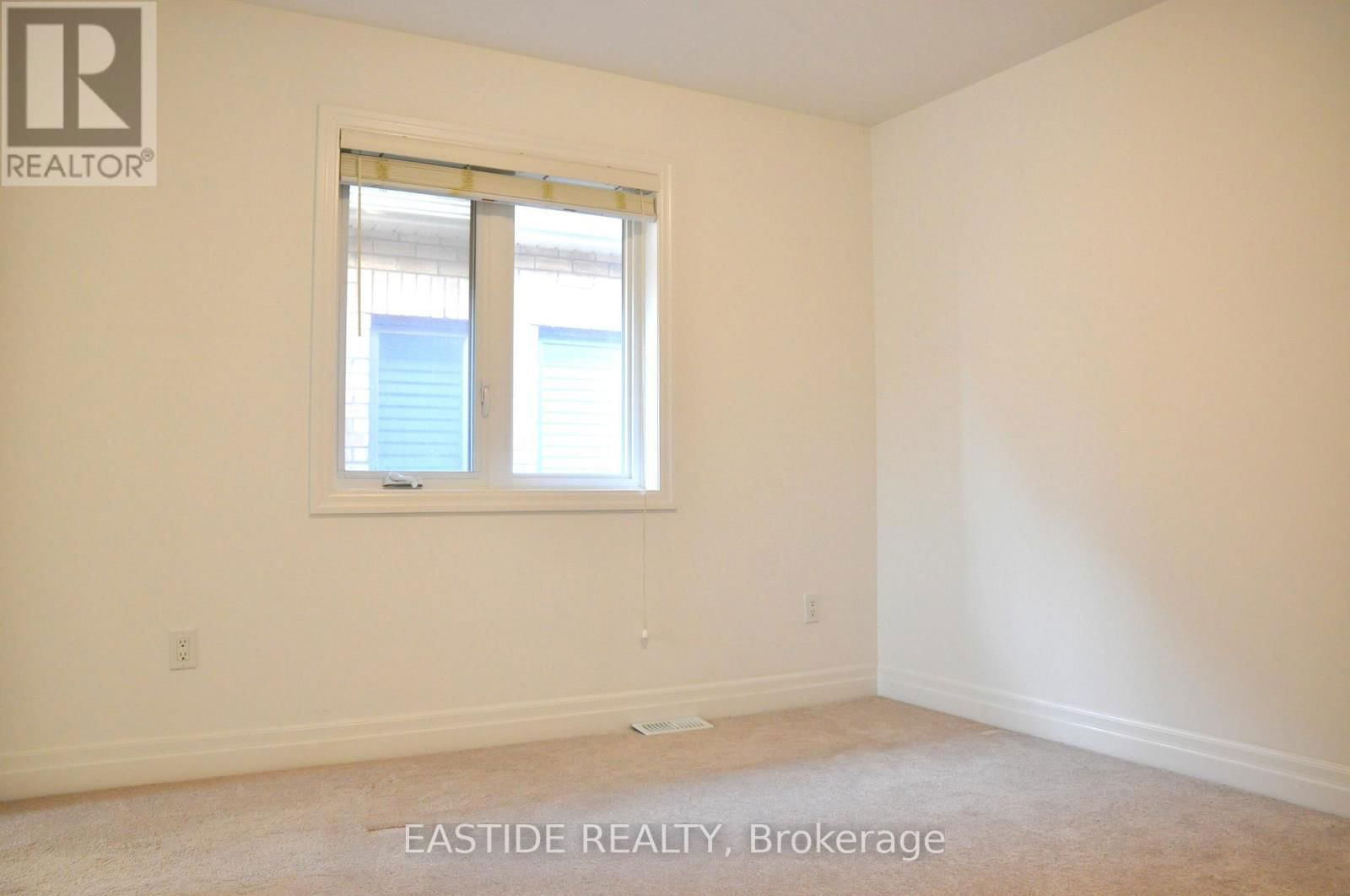 156 FRANK KELLY DRIVE Image 28