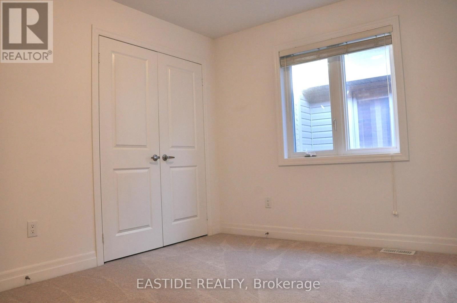 156 FRANK KELLY DRIVE Image 29