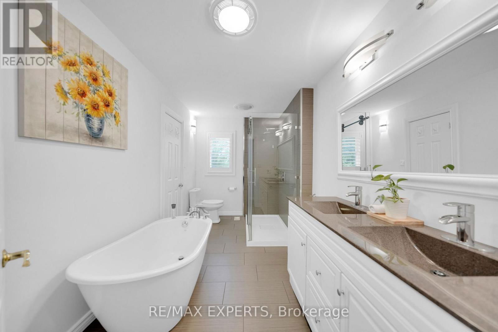 6431 11TH LINE Image 18