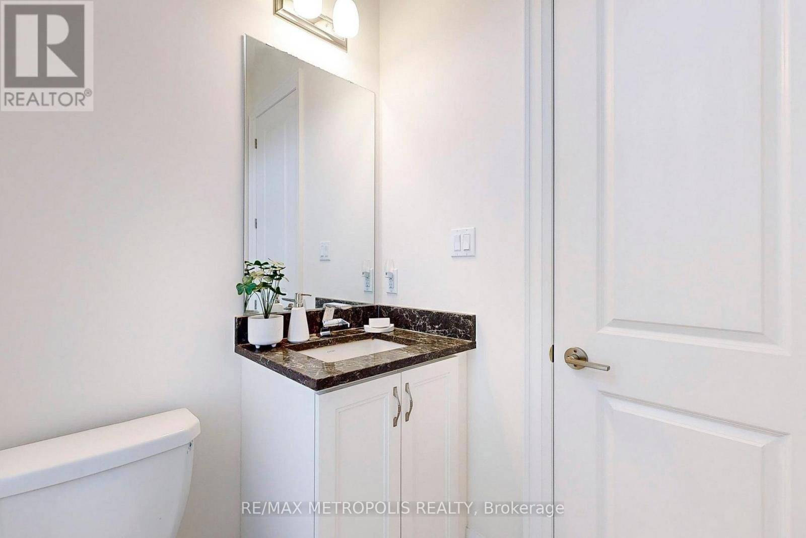 100 BALLANTYNE BOULEVARD Image 13