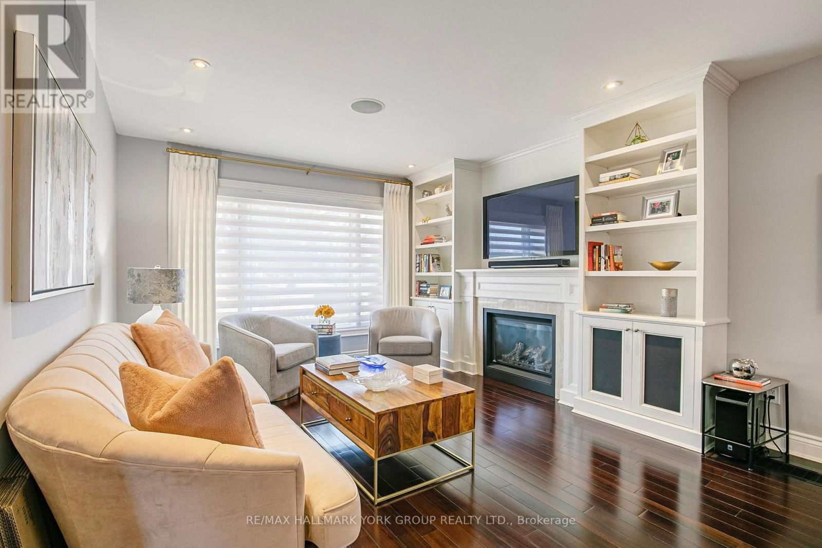 82 FAIRWAY DRIVE Image 10