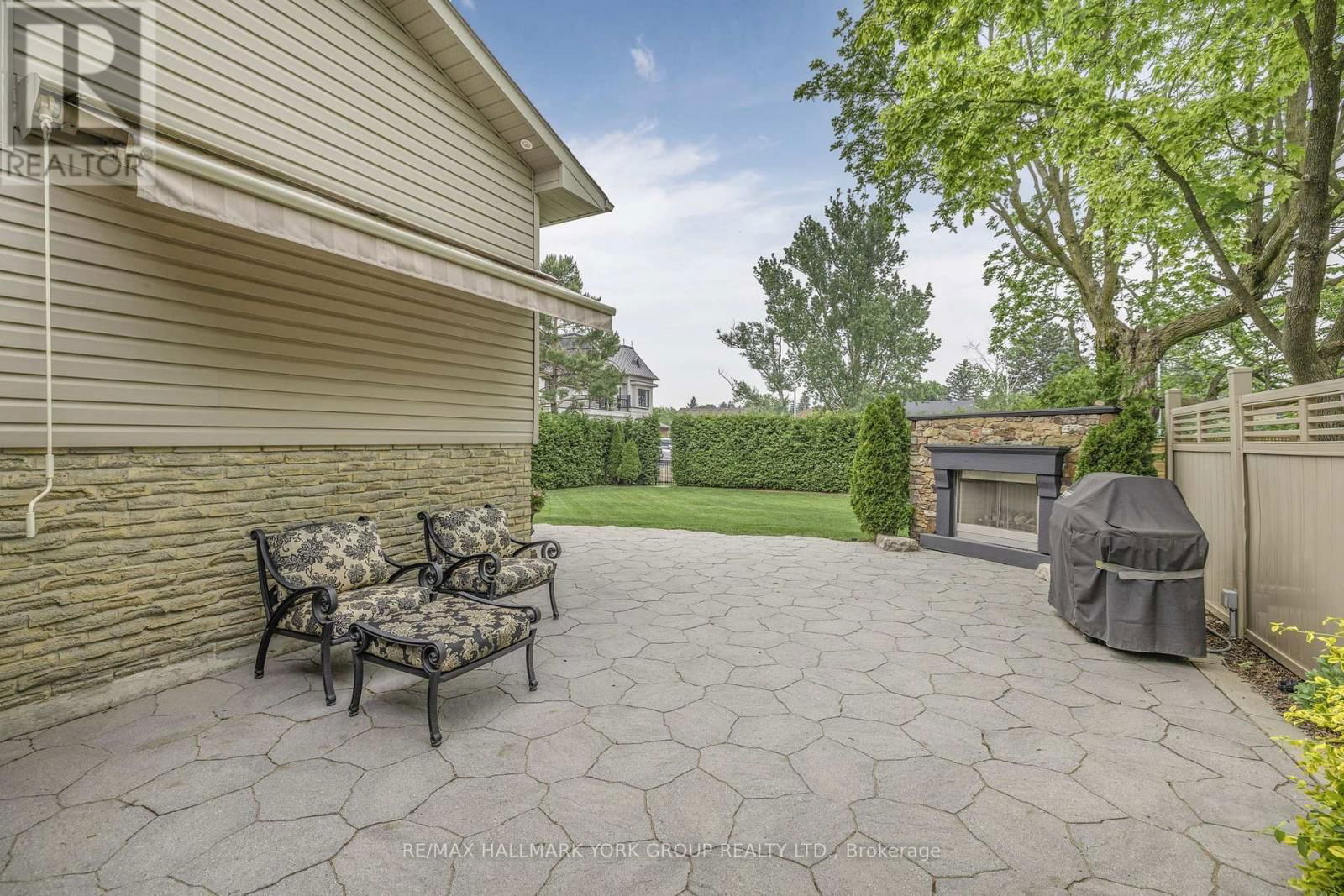 82 FAIRWAY DRIVE Image 29