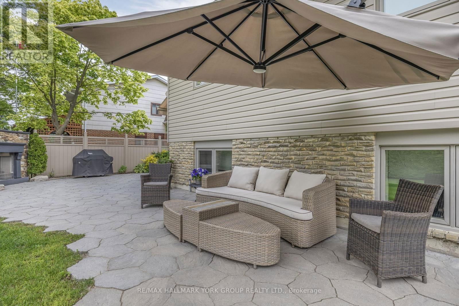 82 FAIRWAY DRIVE Image 34