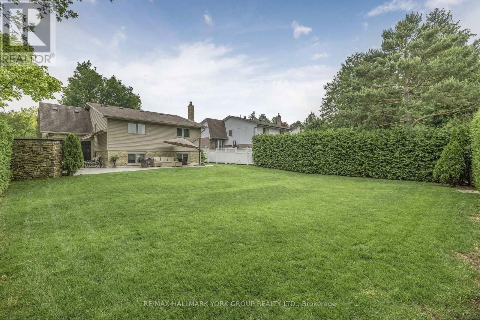 82 FAIRWAY DRIVE Image 37