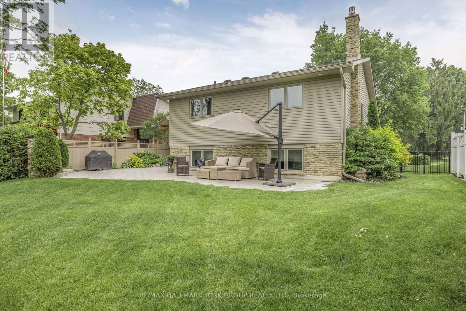 82 FAIRWAY DRIVE Image 39