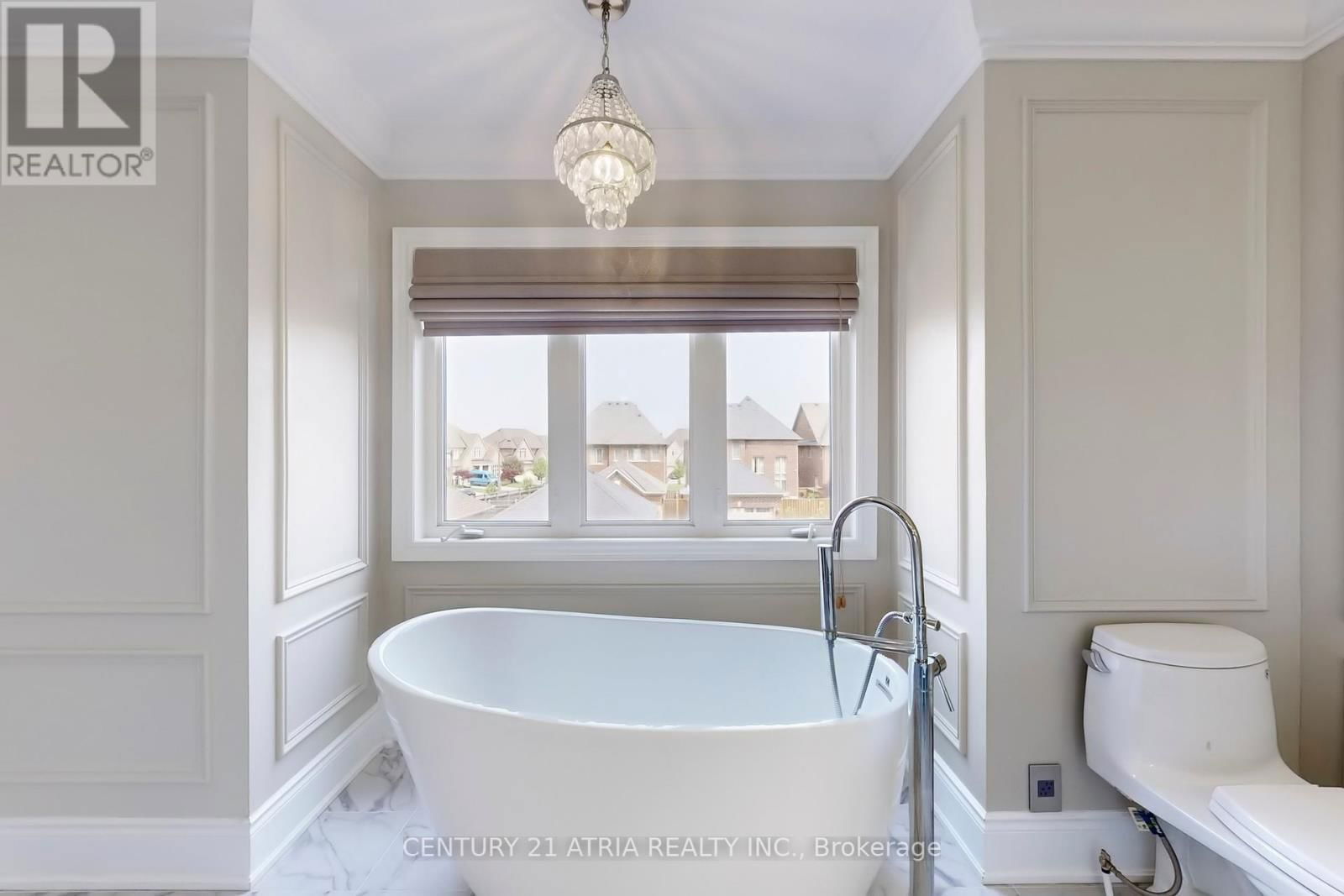 262 ANGUS GLEN BOULEVARD Image 29