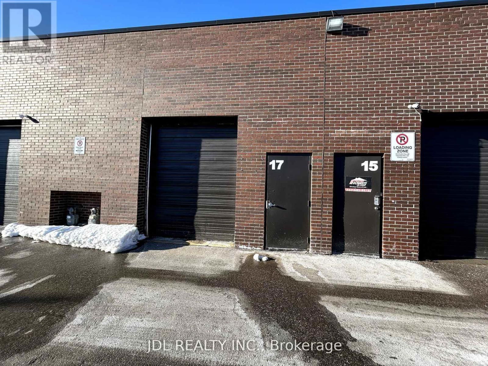 7370 WOODBINE AVENUE Image 17