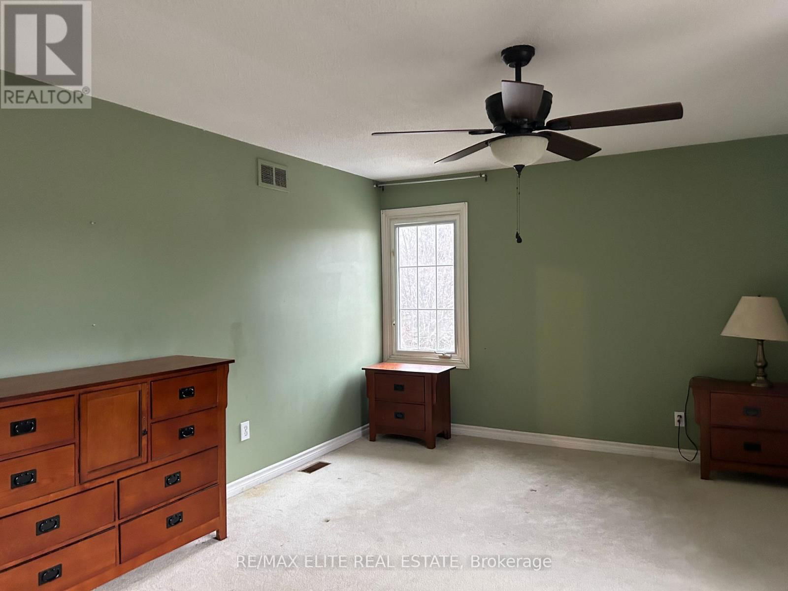 33 HAMILTON HALL DRIVE Image 12