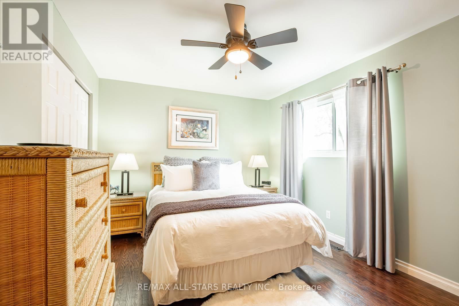 42 CLARKE STREET Image 16