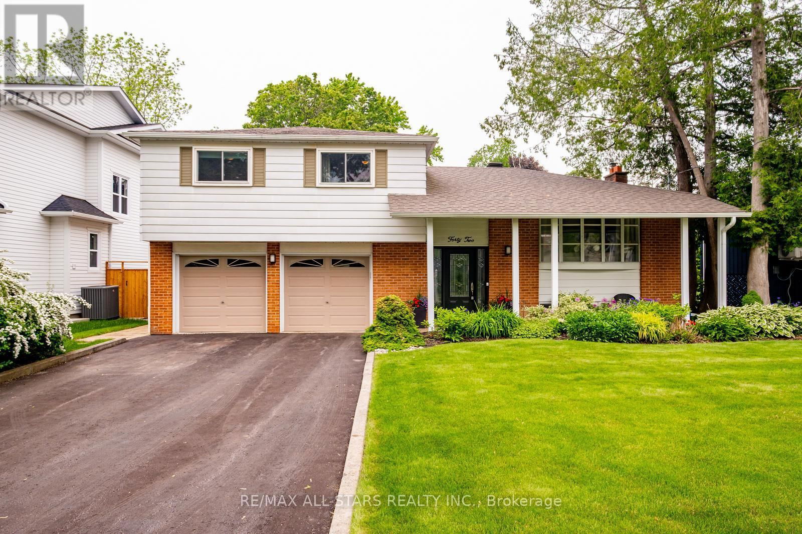 42 CLARKE STREET Image 2