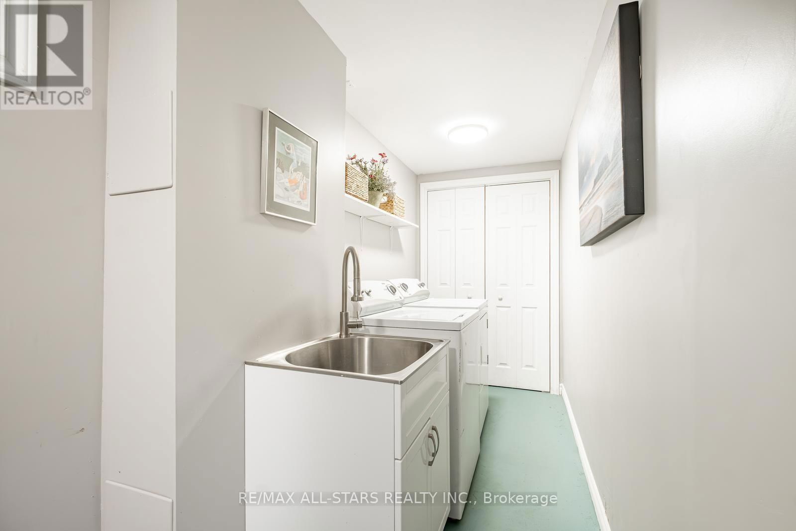 42 CLARKE STREET Image 30