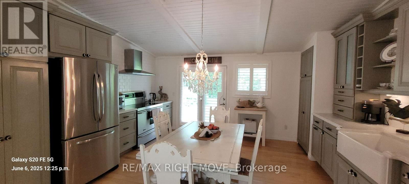 3528 GLENHAVEN BEACH ROAD Image 28