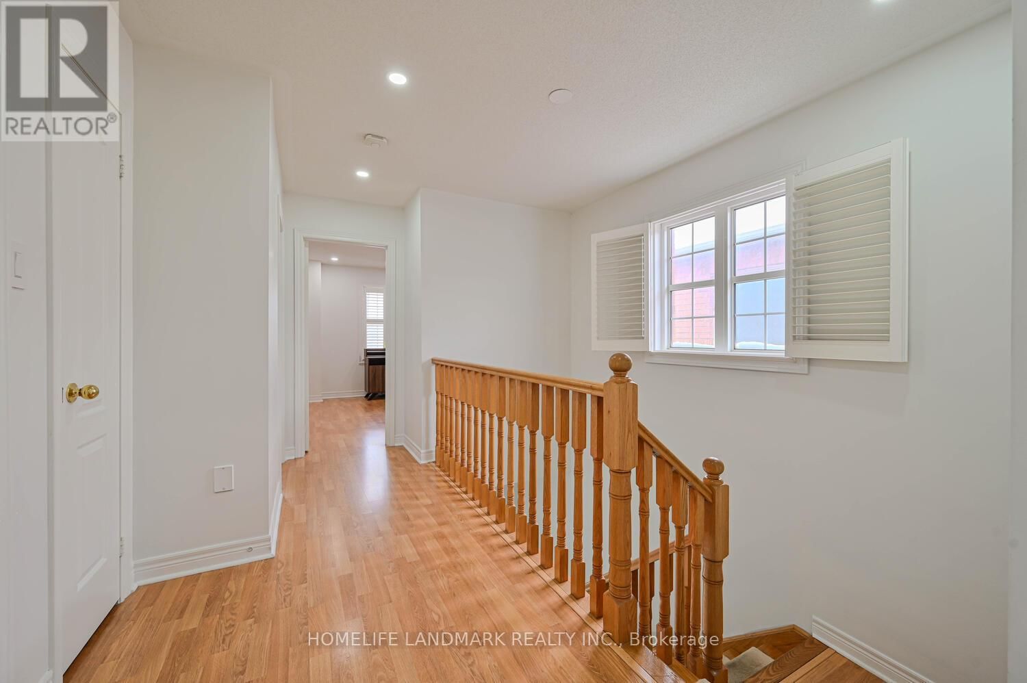 97 ARCO CIRCLE Image 18