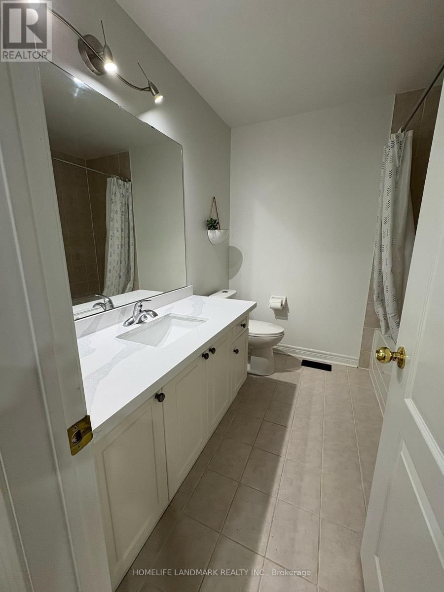 97 ARCO CIRCLE Image 27